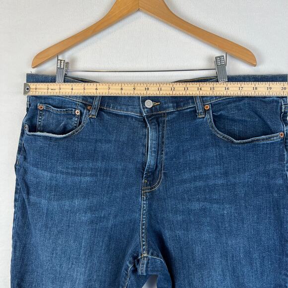 Lucky Brand Jeans Mens 40x29 Blue 410 Athletic Straight Comfort Stretch Denim - Picture 7 of 12
